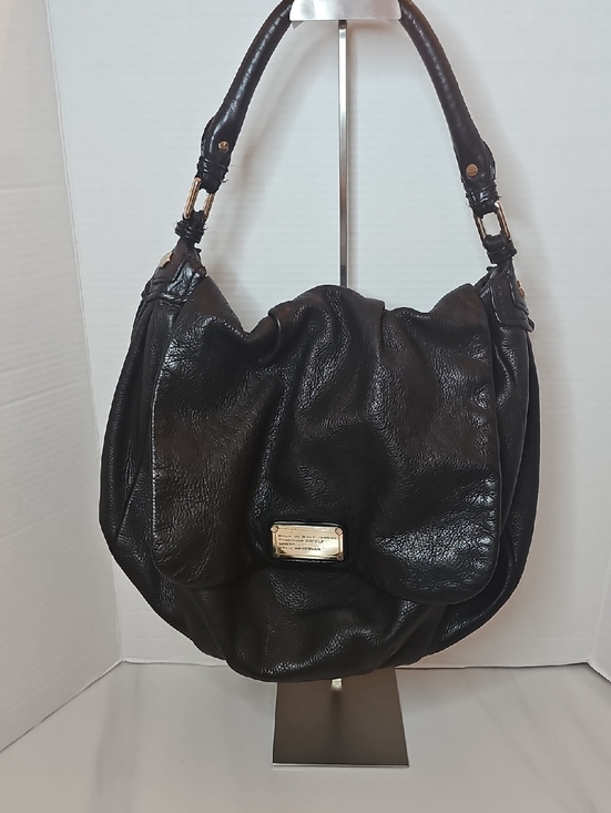 Marc Jacobs Handbags - Marc Jacobs Black Leather Slouchy Shoulder Bag